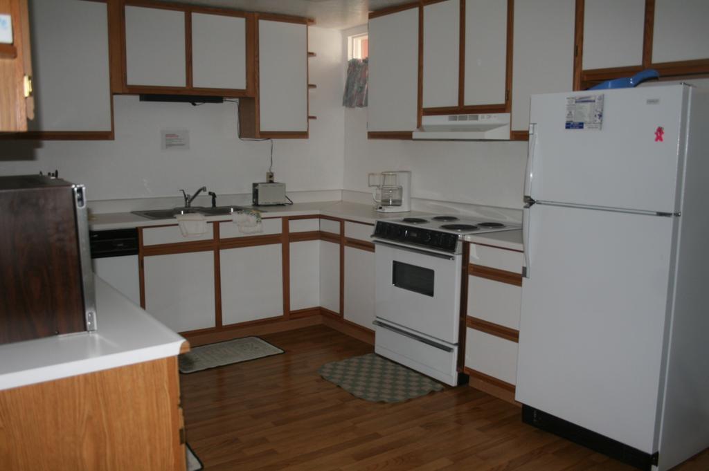 Jnr Hotel Cedarville Room photo
